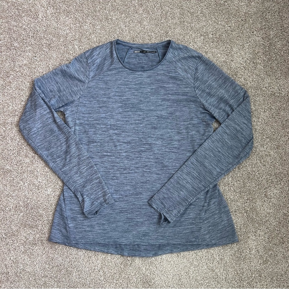 REI Women’s  Top Large  Blue Long Sleeve Activewear Sports Outdoor Worn Once